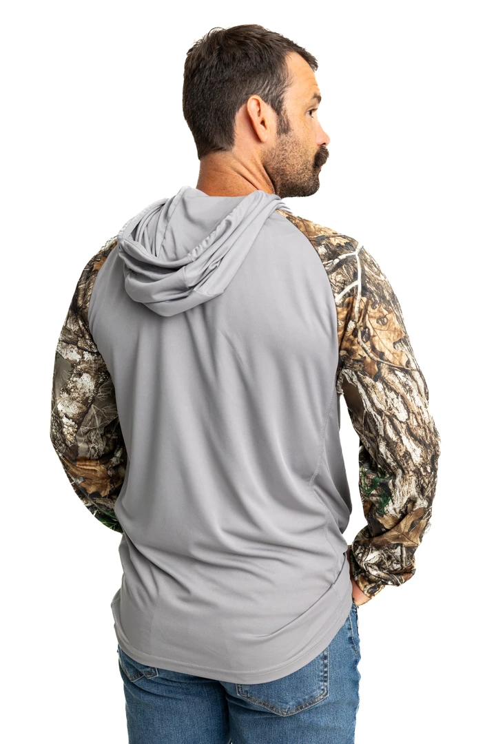 Realtree Men's Folsom Performance Hooded Long Sleeve Tee | EDGE 7 Realtree Men's Folsom Performance Hooded Long Sleeve Tee | EDGE - Image 5