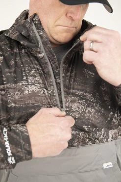 Realtree Men's Black Roaring Springs Packable UPF 40+ Rain Jacket | Aspect -Camouflage Sales Shop DSC 0511 56956.1676473206