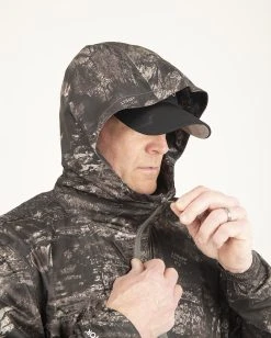 Realtree Men's Black Roaring Springs Packable UPF 40+ Rain Jacket | Aspect -Camouflage Sales Shop DSC 0518 81713.1649451136