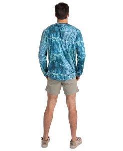 Realtree Fishing Reversible Performance Men's Blue Shirt | COV3 -Camouflage Sales Shop M101 CG COV3 BACK FULL 24892.1682456138