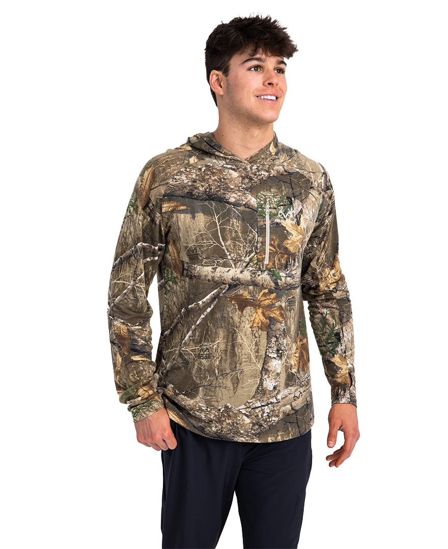 Realtree Bamboo Men's Long Sleeve Hooded Shirt | EDGE 3 Realtree Bamboo Men's Long Sleeve Hooded Shirt | EDGE