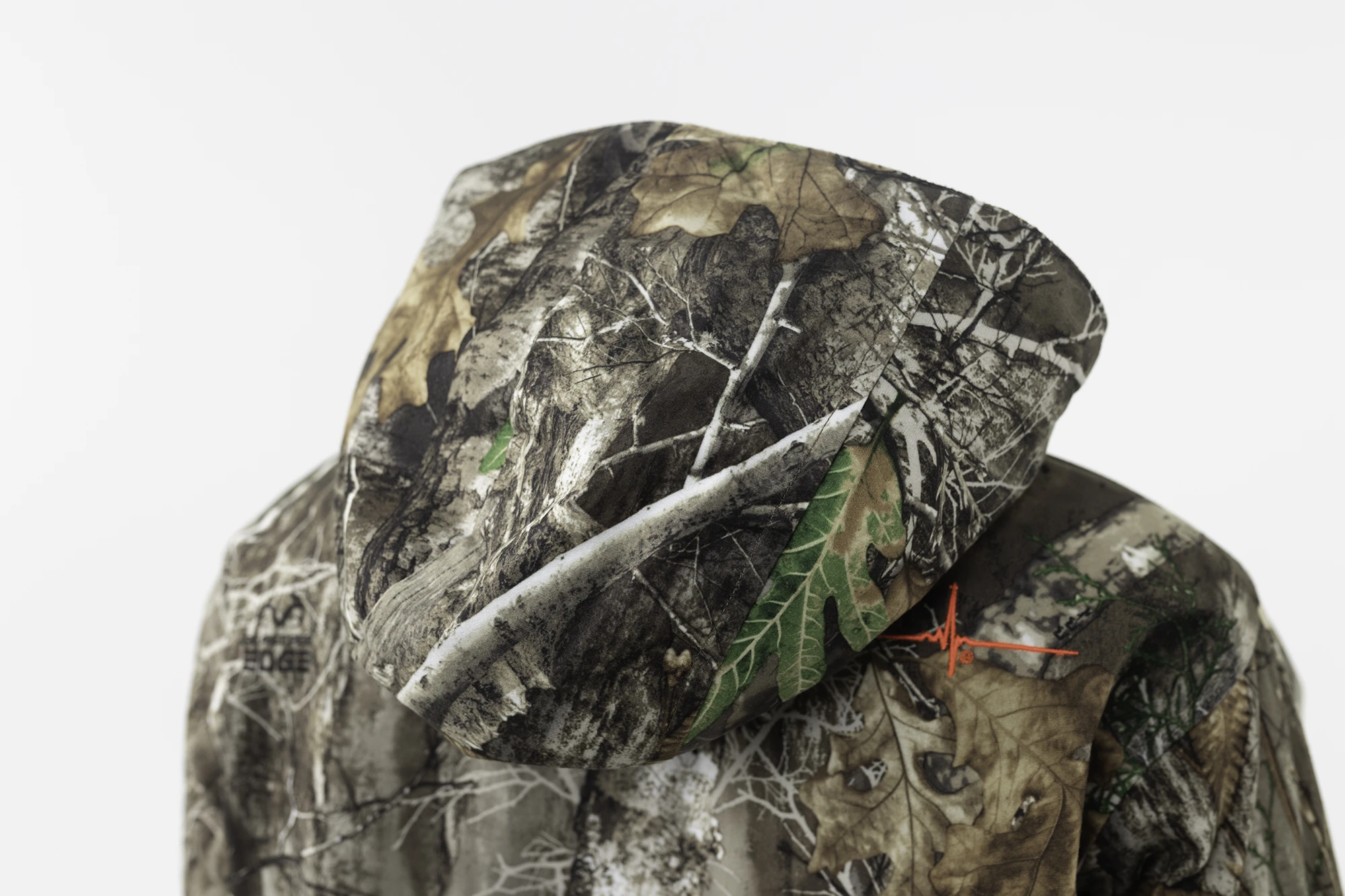 Realtree Women's Camo Cedar Branch Insulated Parka | EDGE 7 Realtree Women's Camo Cedar Branch Insulated Parka | EDGE - Image 5